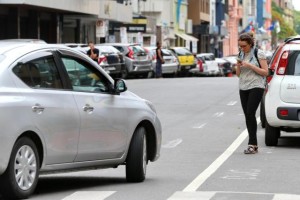 Motorista profissional autônomo tem permissão para atuar nas mesmas condições do Uber