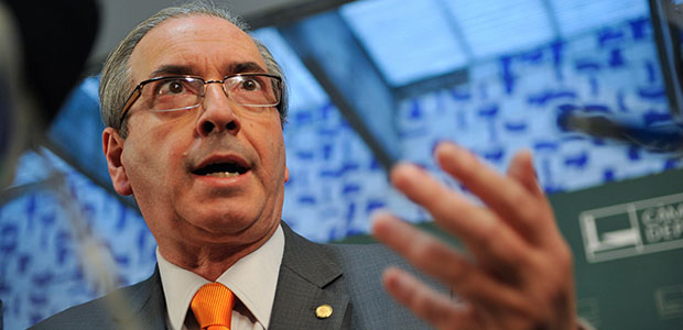 Ação popular pede suspensão de pagamento de benefícios a Eduardo Cunha