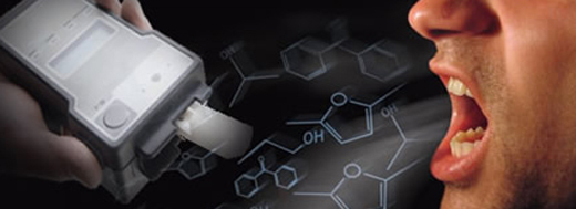 Trabalhador demitido após teste de bafômetro tem justa causa revertida
